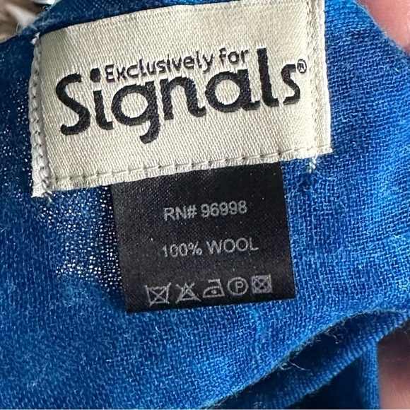 Exclusively For Signals Wool Blue Purple Floral Embroidered Scarf - Picture 3 of 13